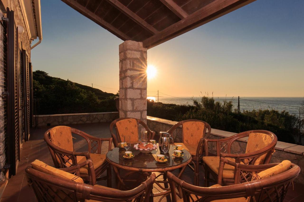 Villa Quietude Agios Stefanos Avliotes  Esterno foto